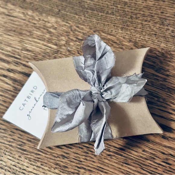 Sterling Silver & Hematite Earrings - Picture 4 of 5